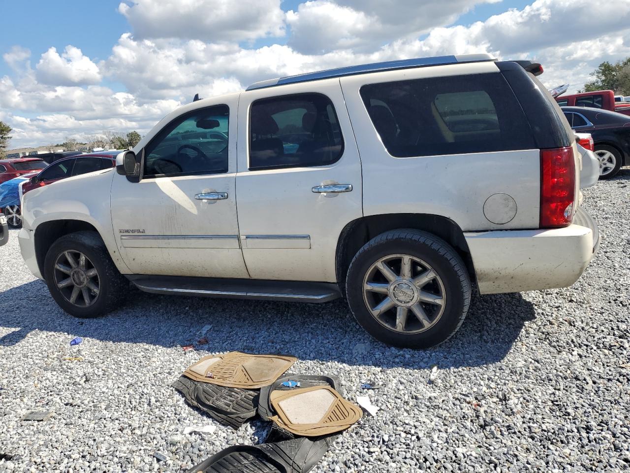 GMC Yukon Denali