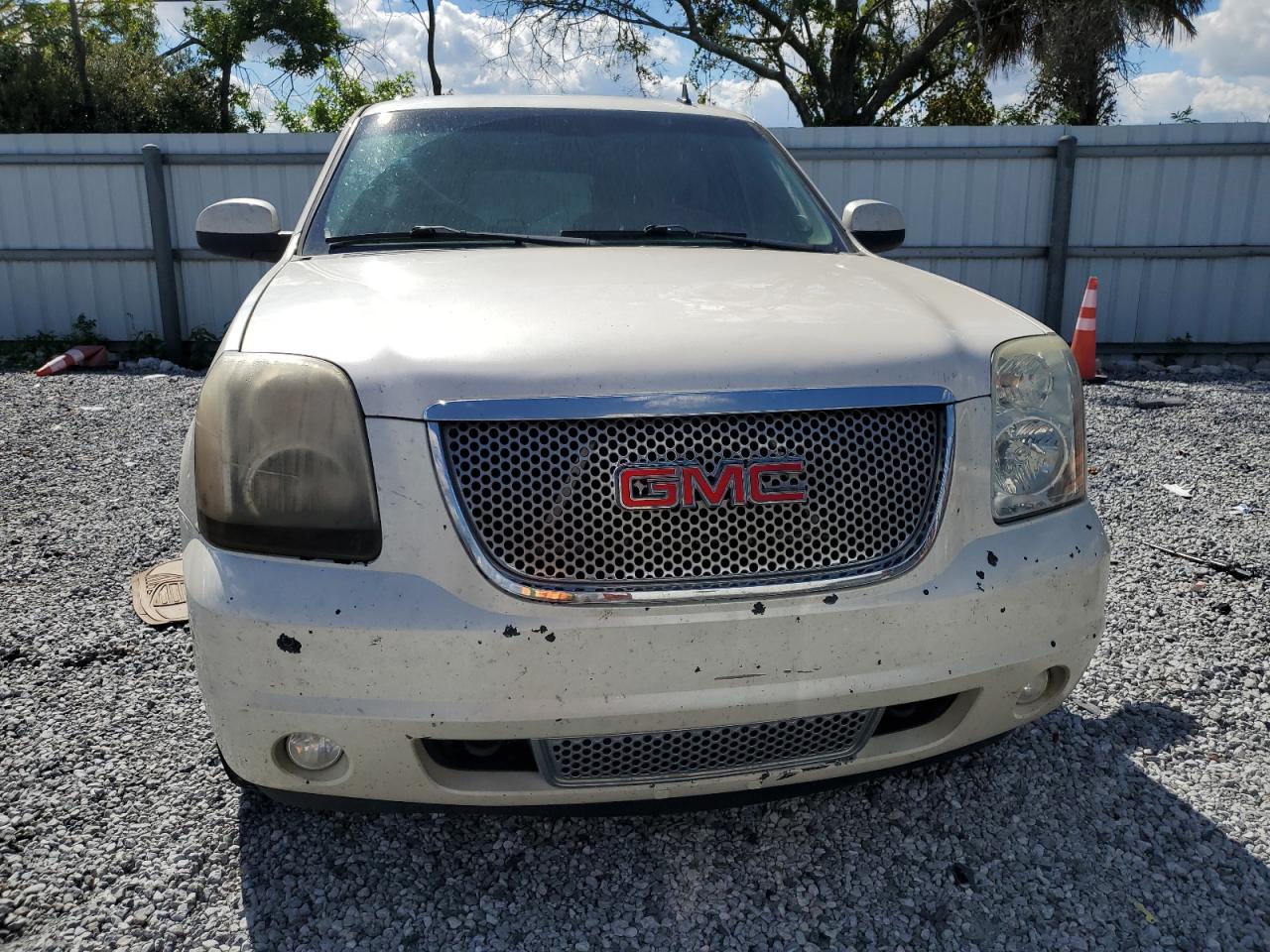 GMC Yukon Denali