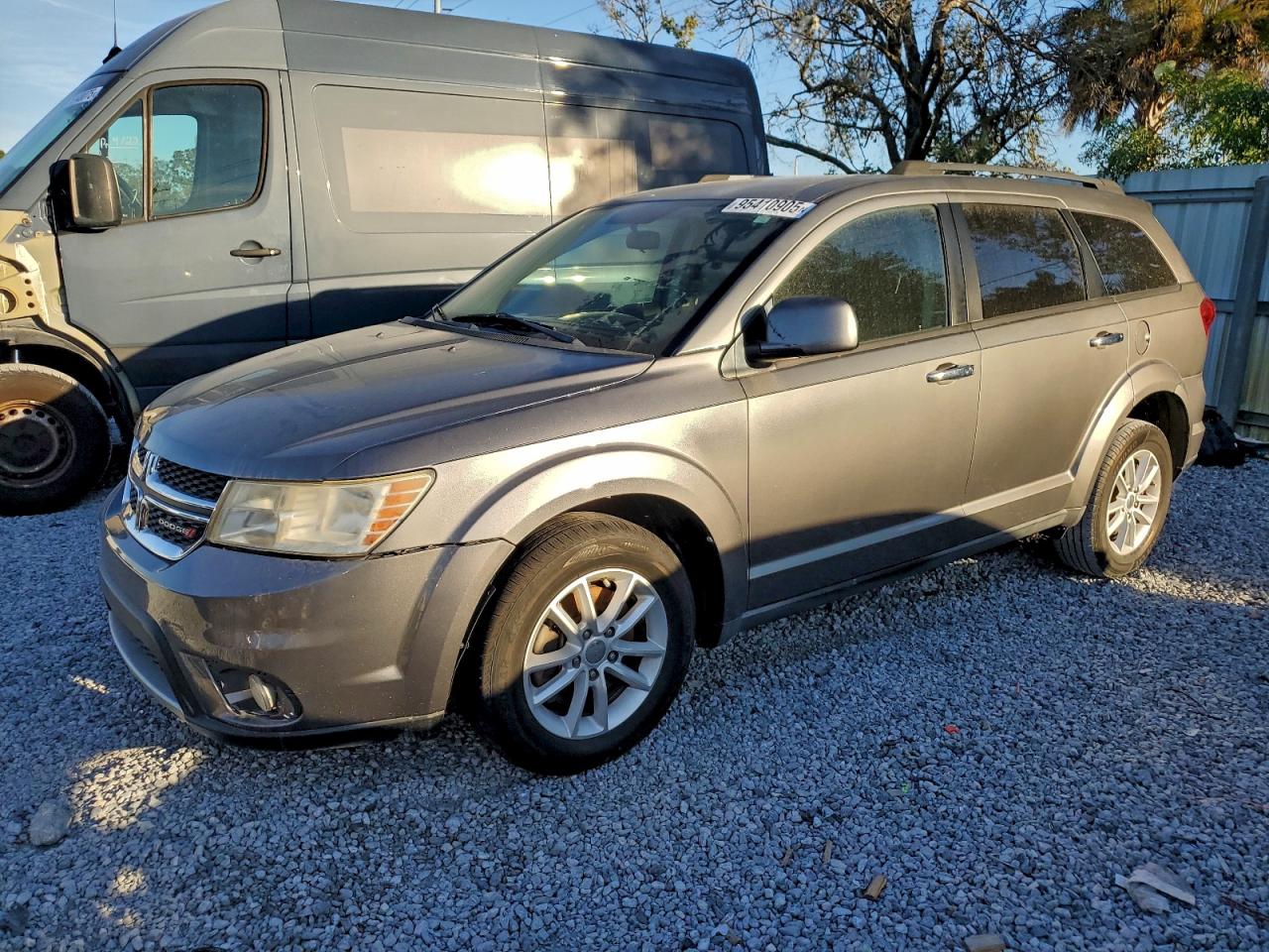 Salvage Dodge Journey Image