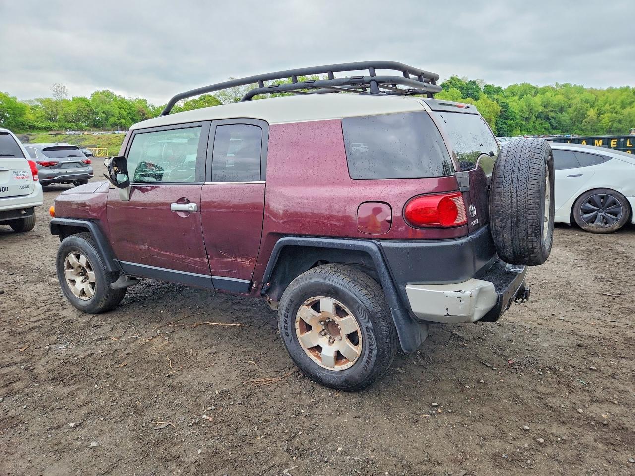 Toyota FJ Cruiser Base