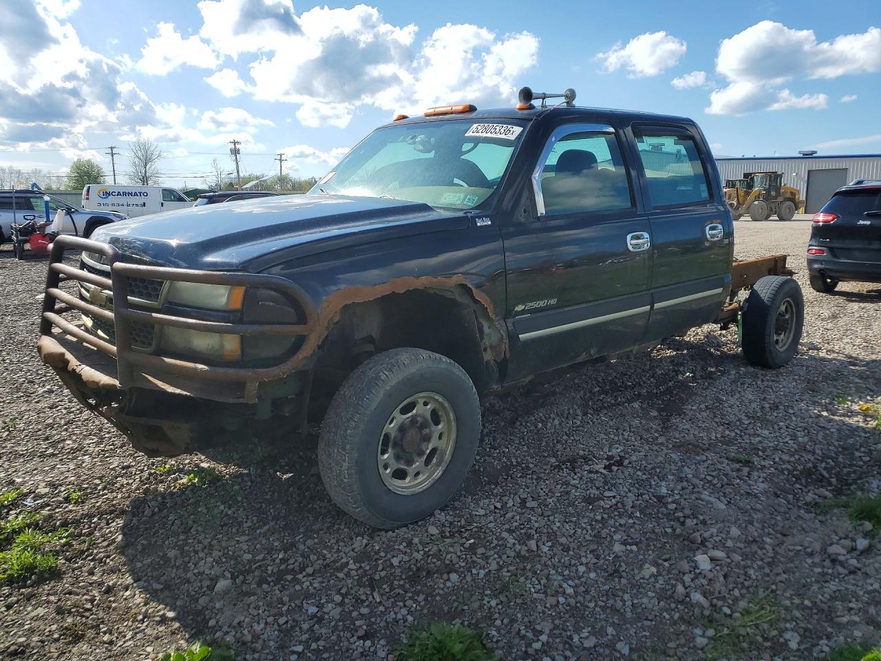 Salvage Chevrolet Silverado Image