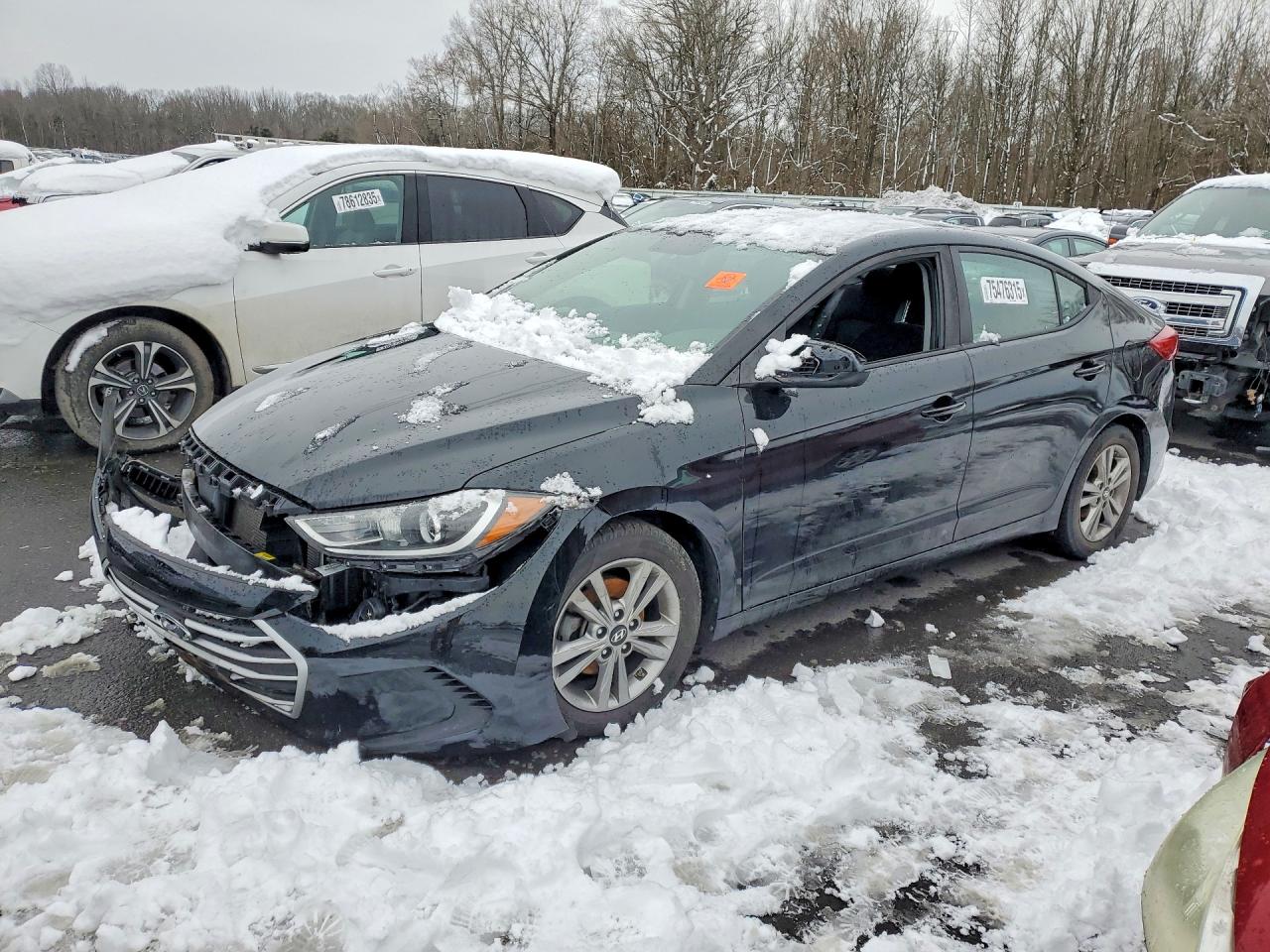 Salvage Hyundai ELANTRA Image