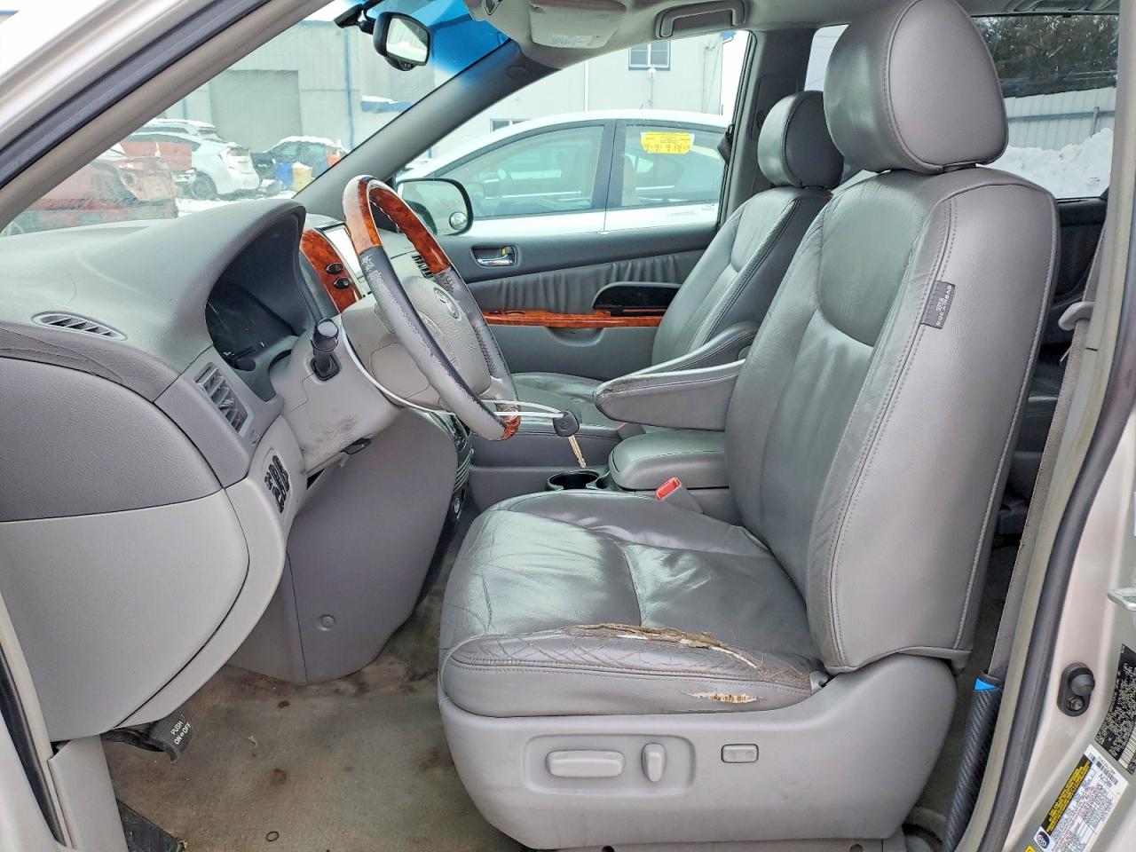 Toyota Sienna Xle