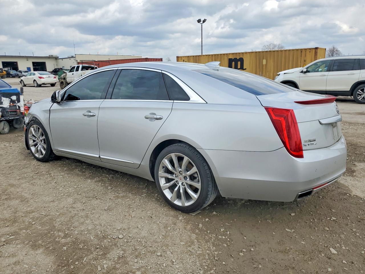 Cadillac XTS Luxury Collection