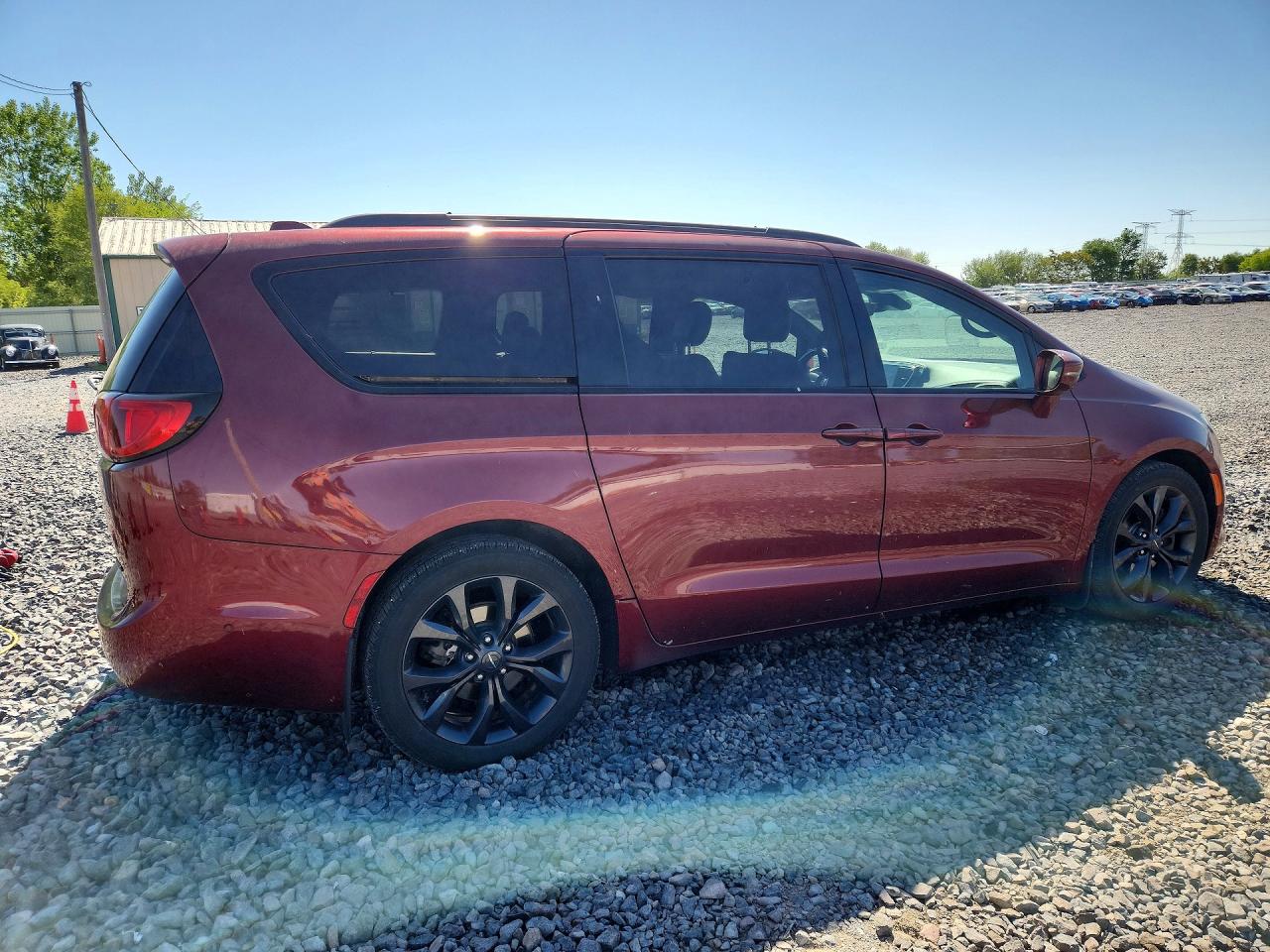 Chrysler Pacifica
