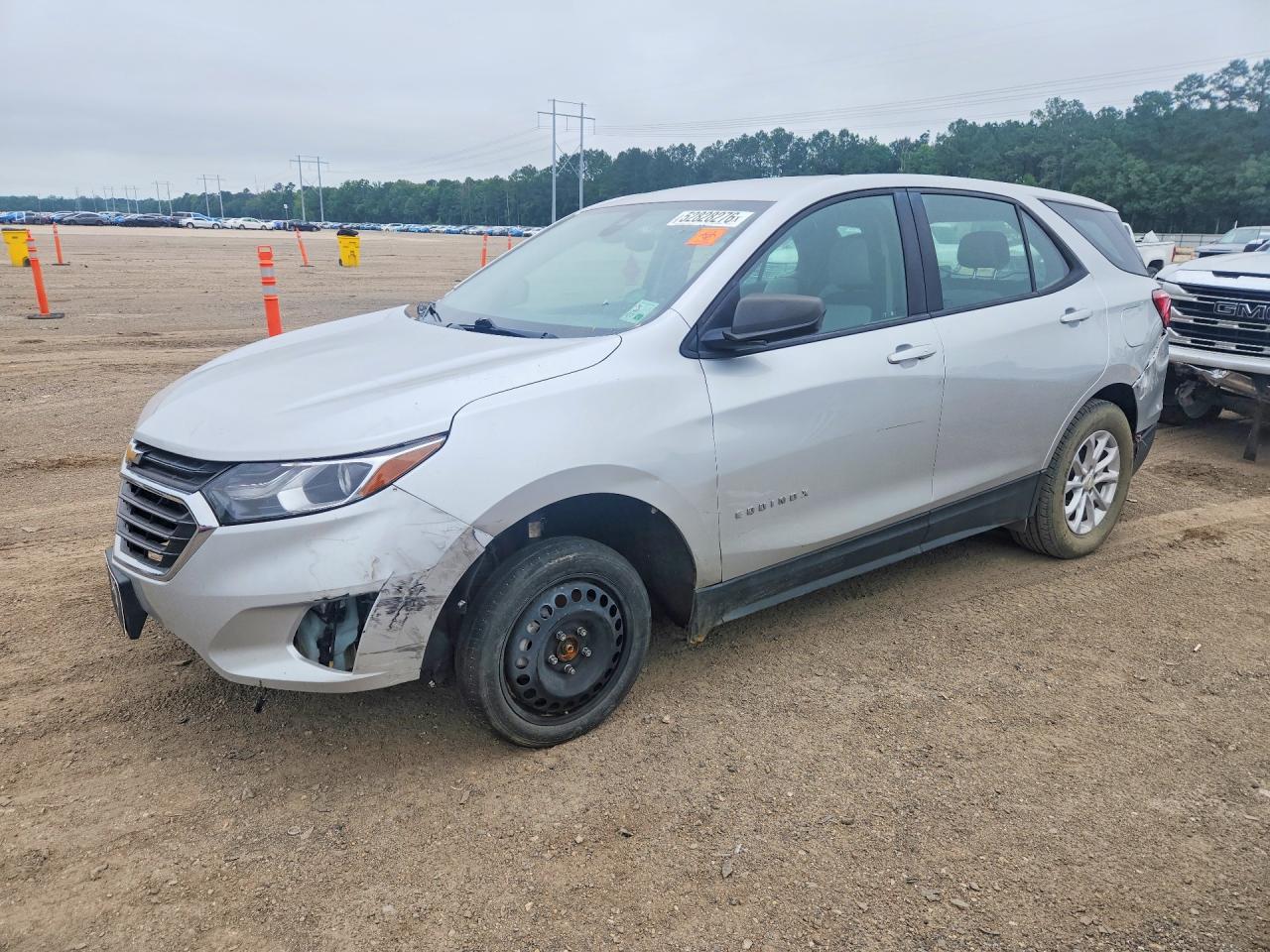 Salvage Chevrolet Equinox Image