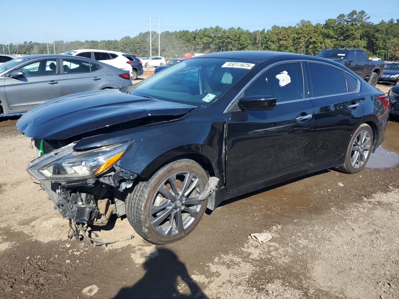 Salvage Nissan Altima Image
