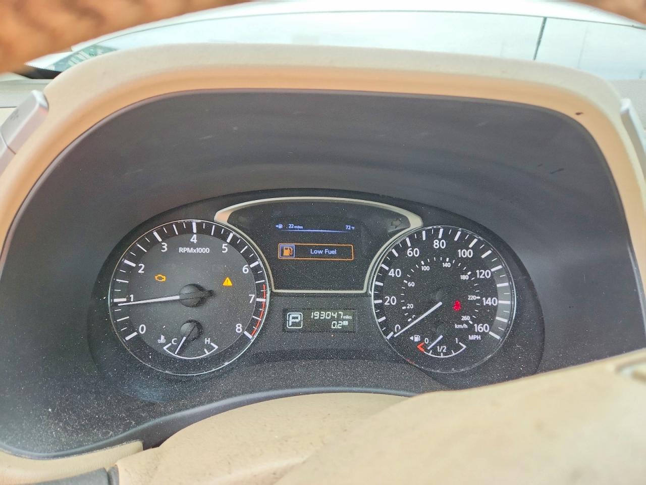 Nissan Pathfinder S