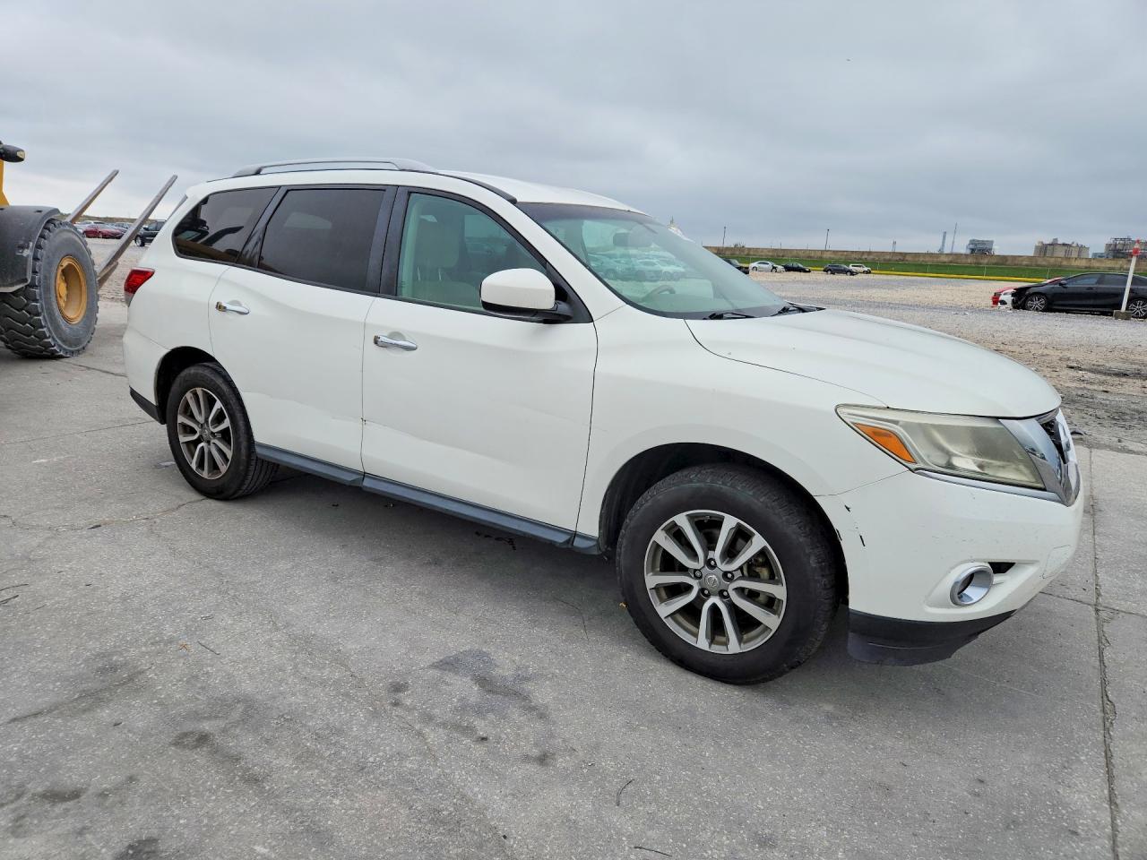 Nissan Pathfinder S