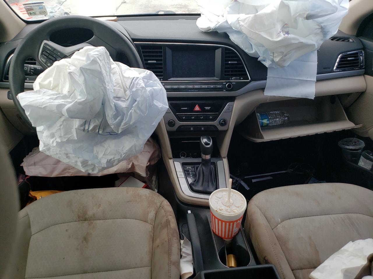 Hyundai ELANTRA Sel