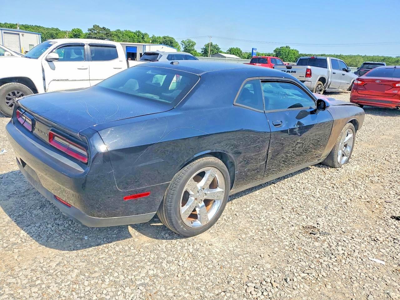 Dodge Challenger Sxt