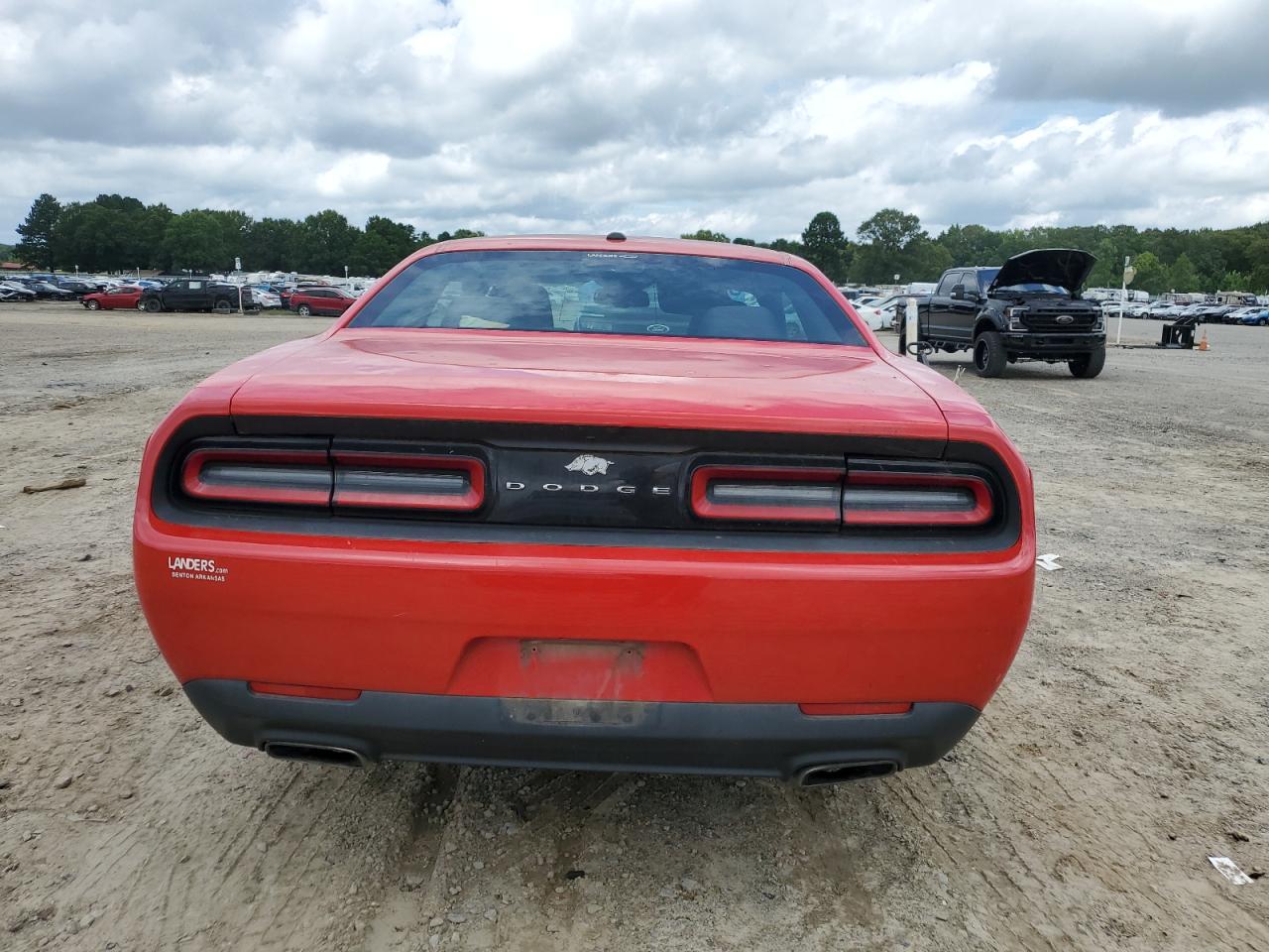 Dodge Challenger Sxt