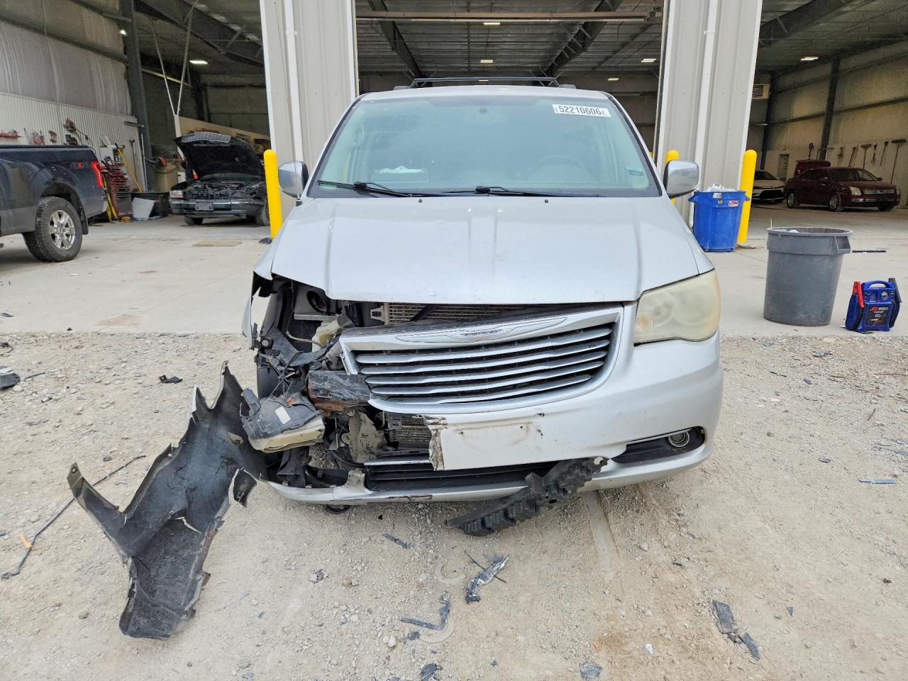 Chrysler Minivan Touring L