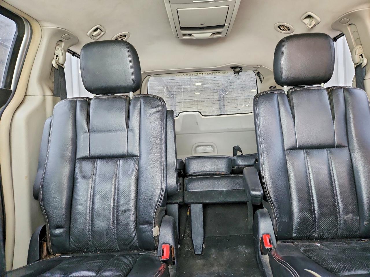 Chrysler Minivan Touring L