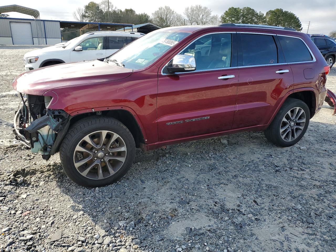 Salvage Jeep Cherokee Image