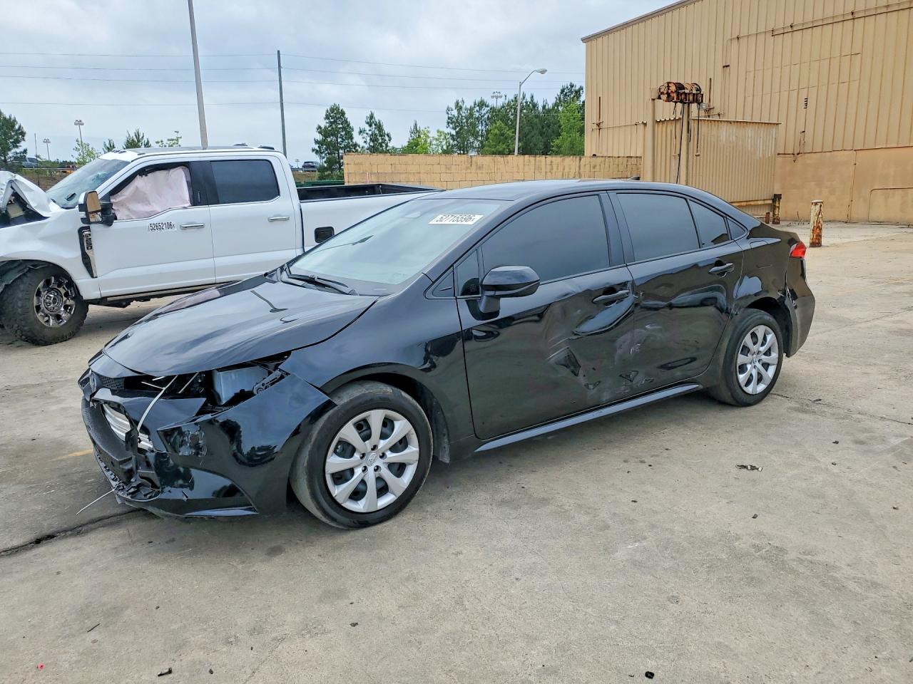 Salvage Toyota Corolla Image