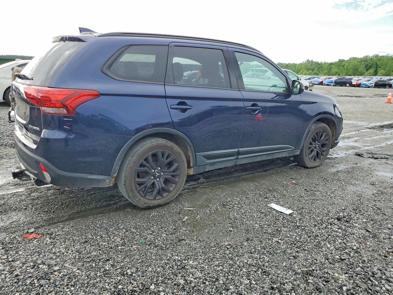 Mitsubishi Outlander Se