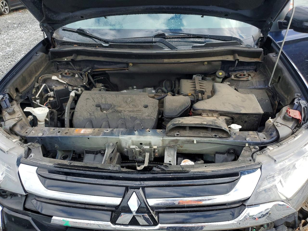 Mitsubishi Outlander Se