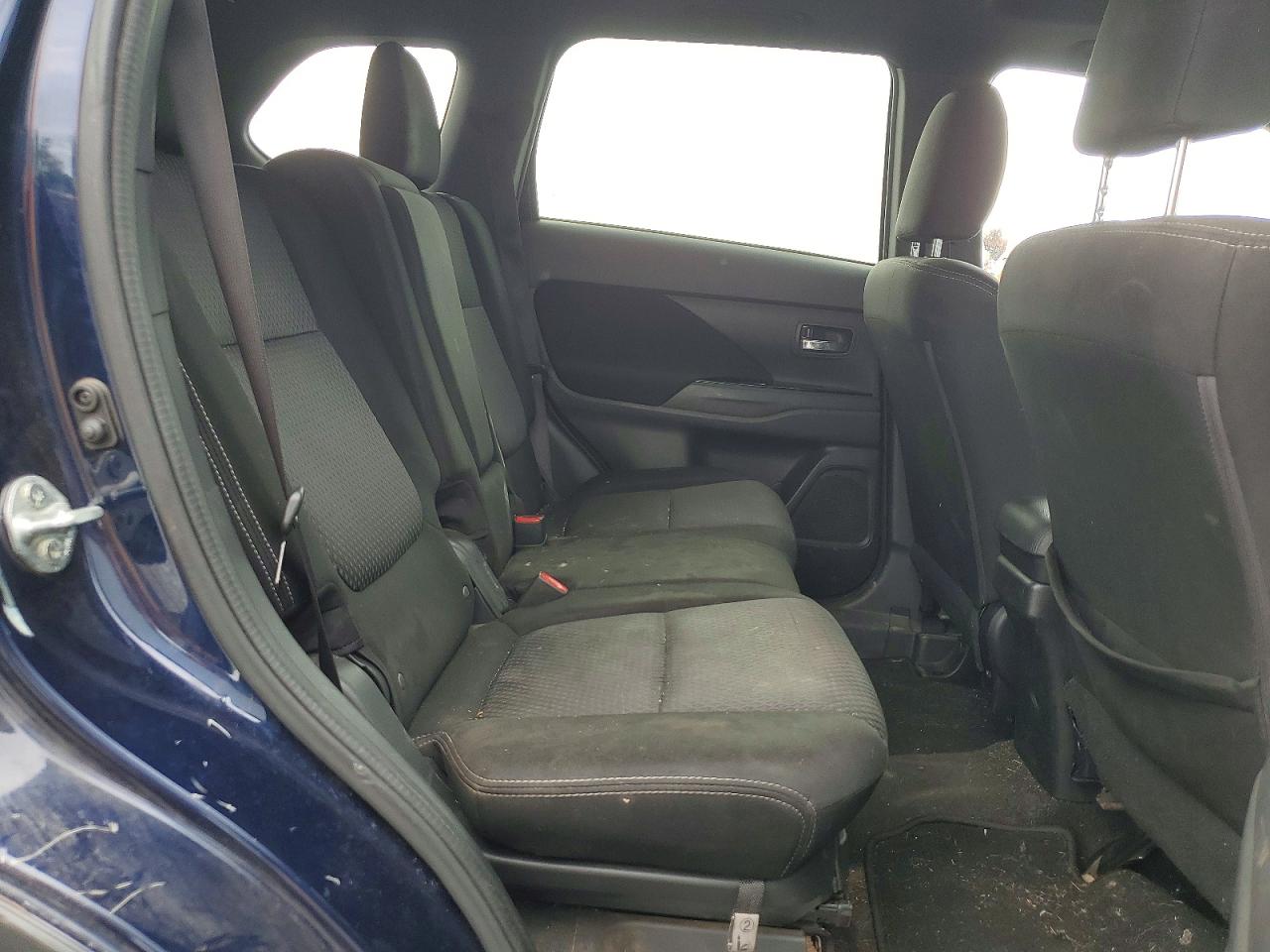 Mitsubishi Outlander Se