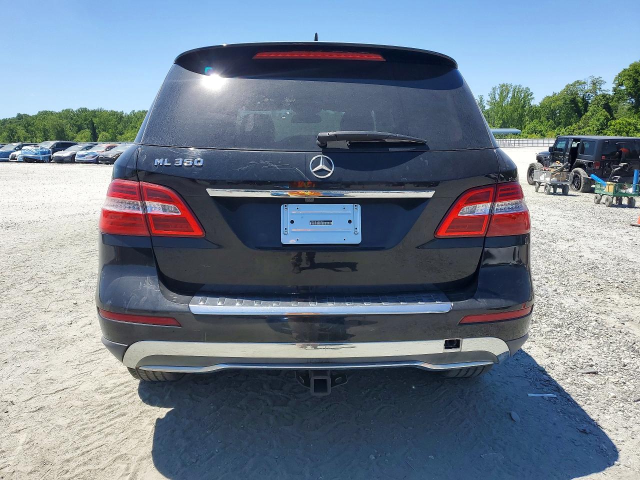 Mercedes-Benz M-Class 350