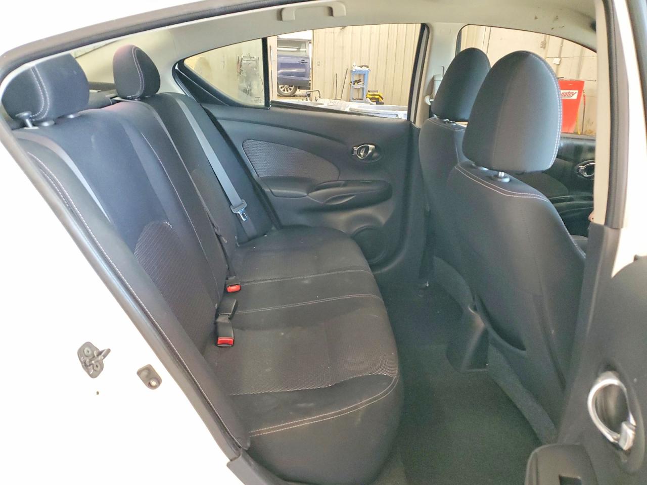 Nissan Versa 1.6 S