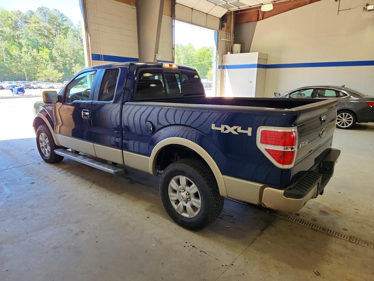 Ford F-150 Super Cab