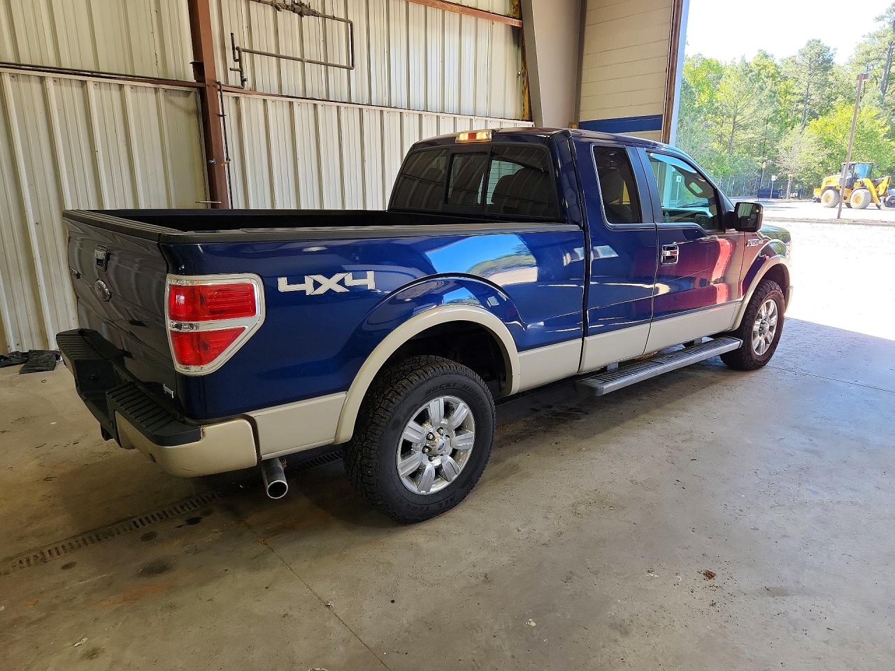 Ford F-150 Super Cab