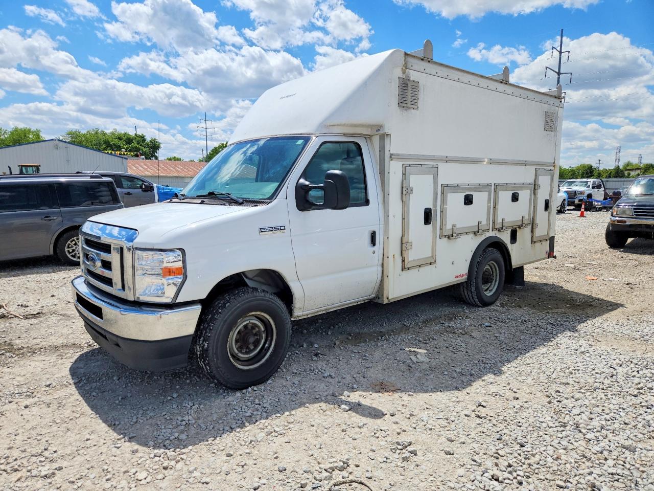 Salvage Ford Econoline Image