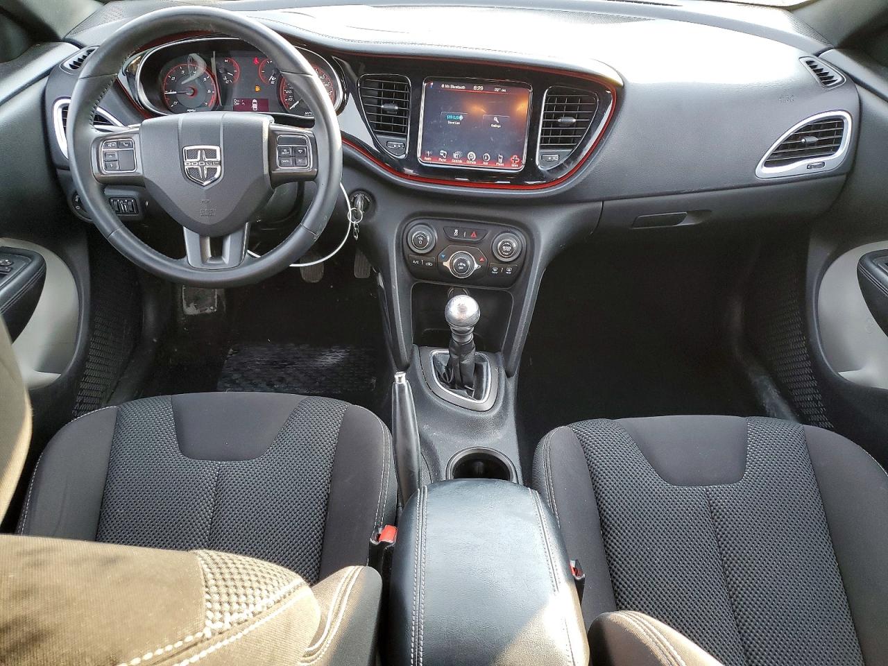 Dodge Dart Sxt