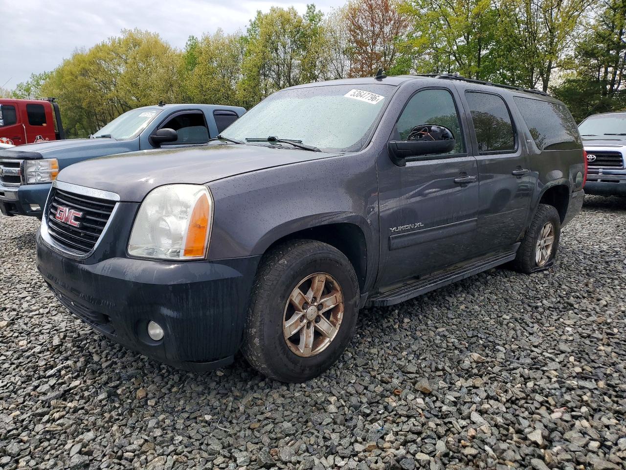 Salvage GMC Yukon Image