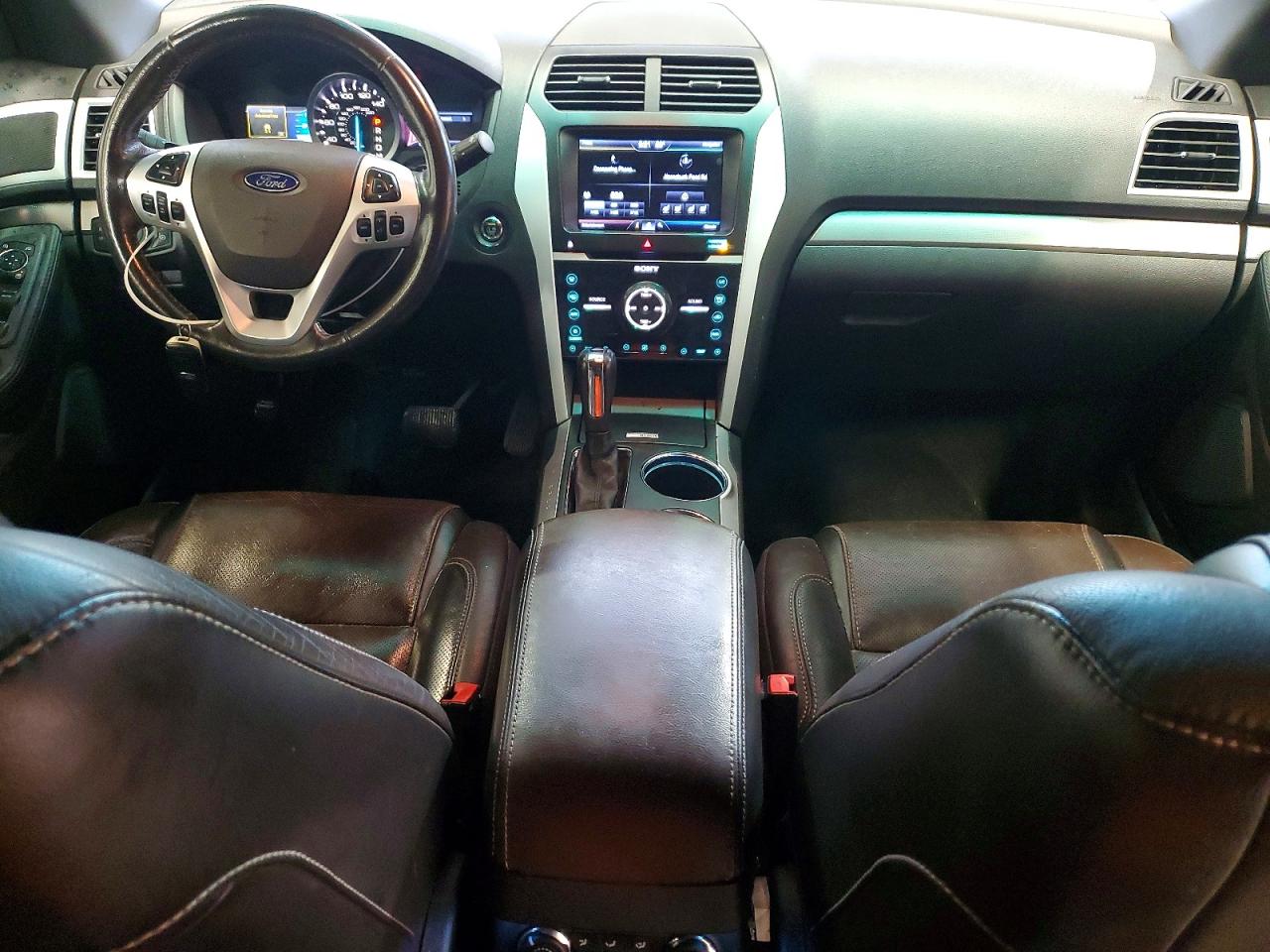 Ford Explorer Sport