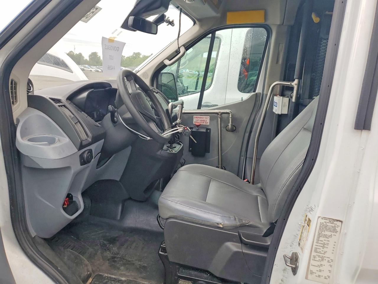 Ford Transit T-350