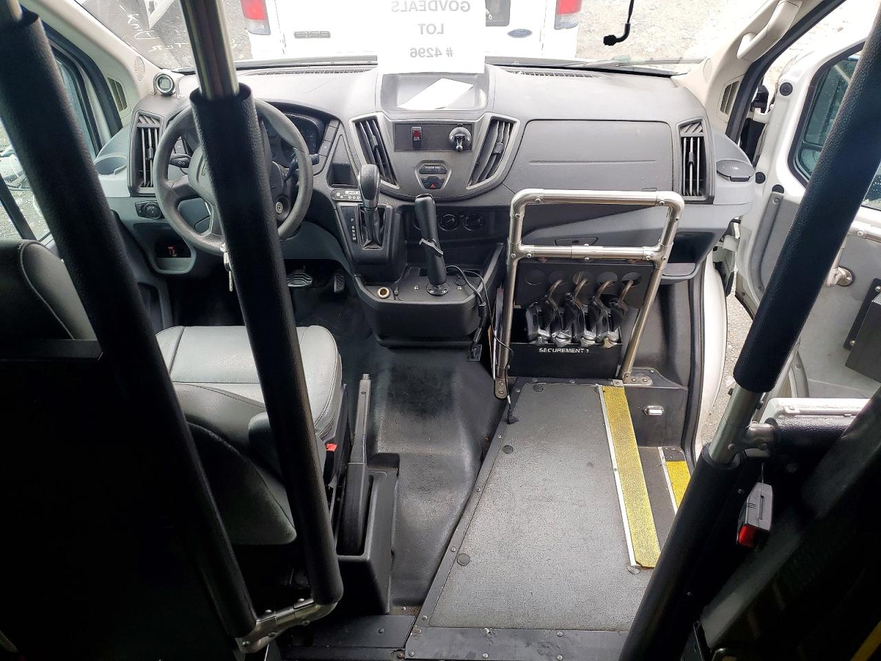 Ford Transit T-350