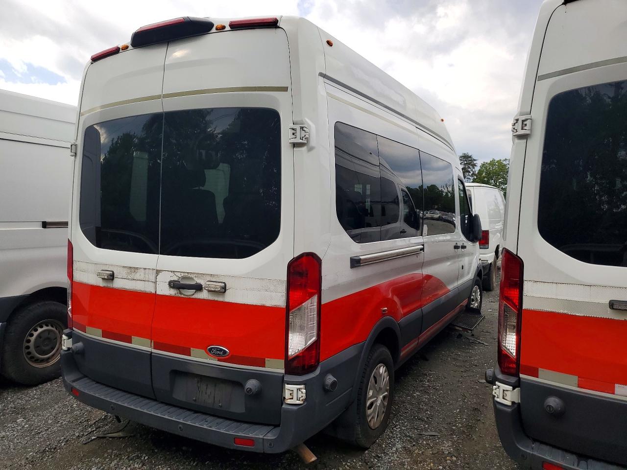 Ford Transit T-350