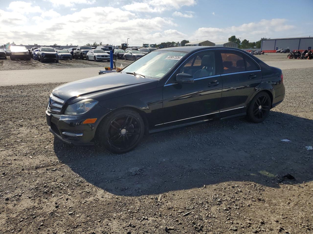Salvage Mercedes-Benz C-Class Image