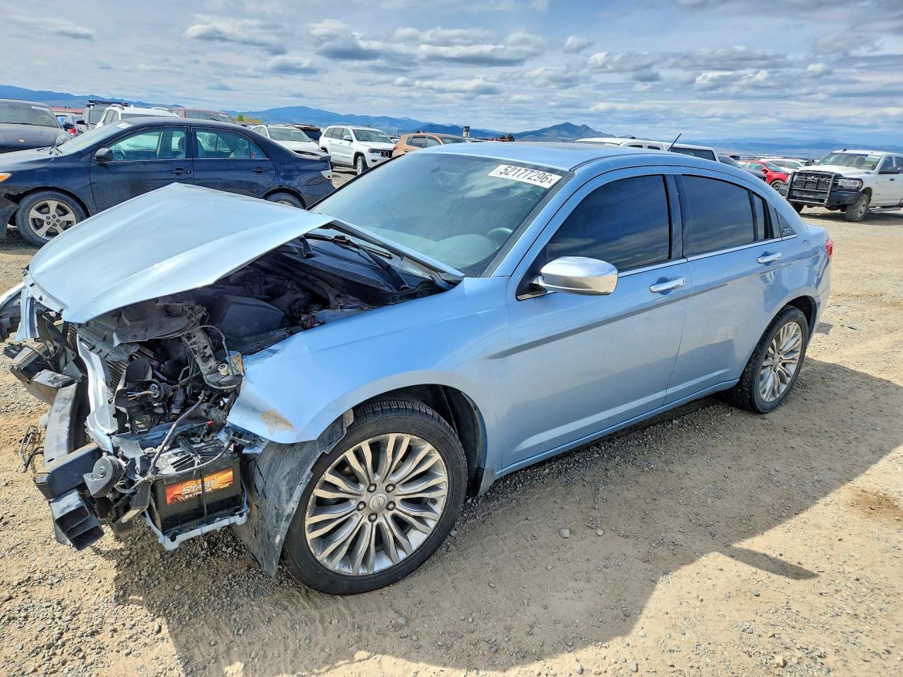 Salvage Chrysler 200 Image