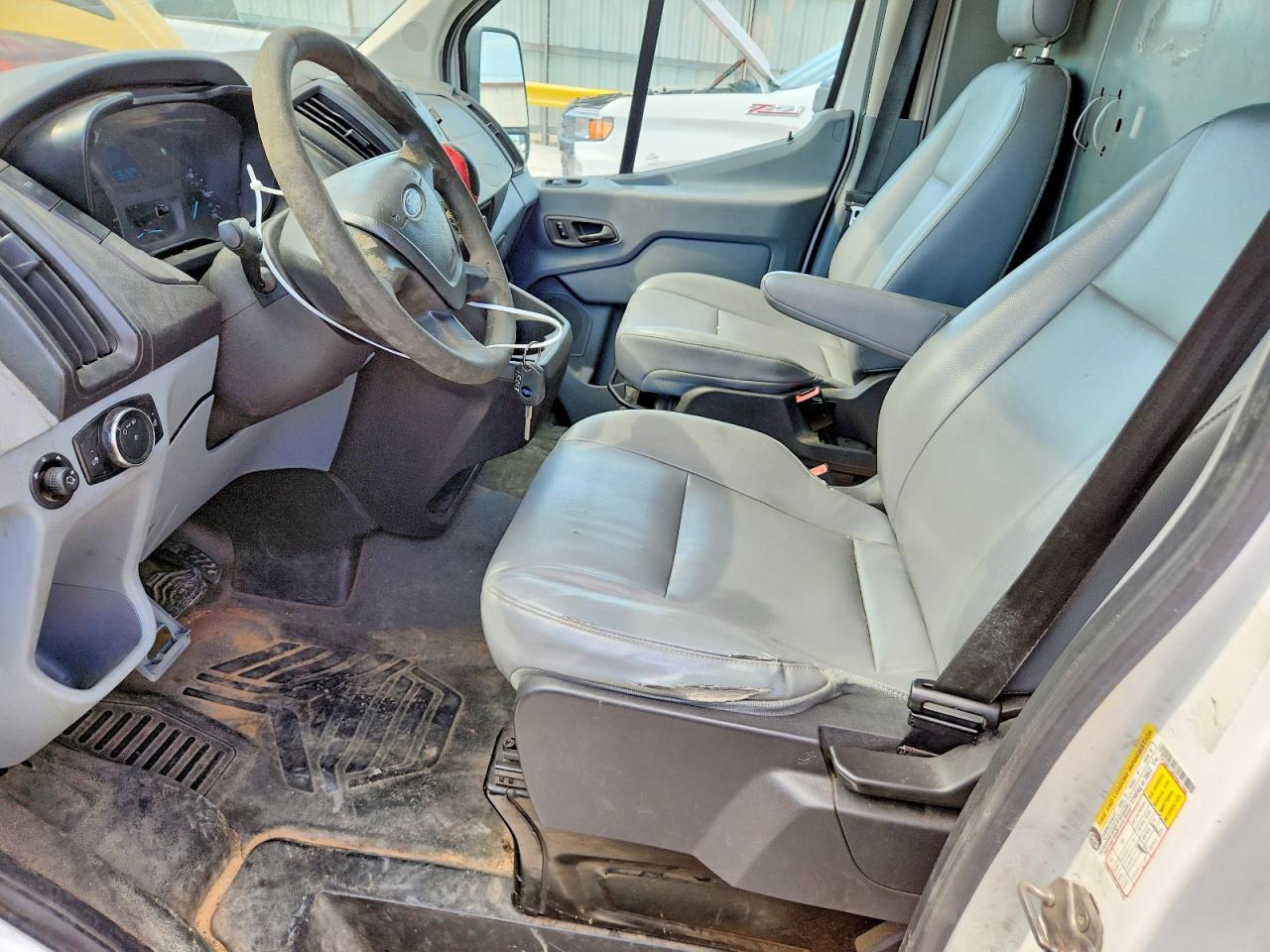 Ford Transit T-250