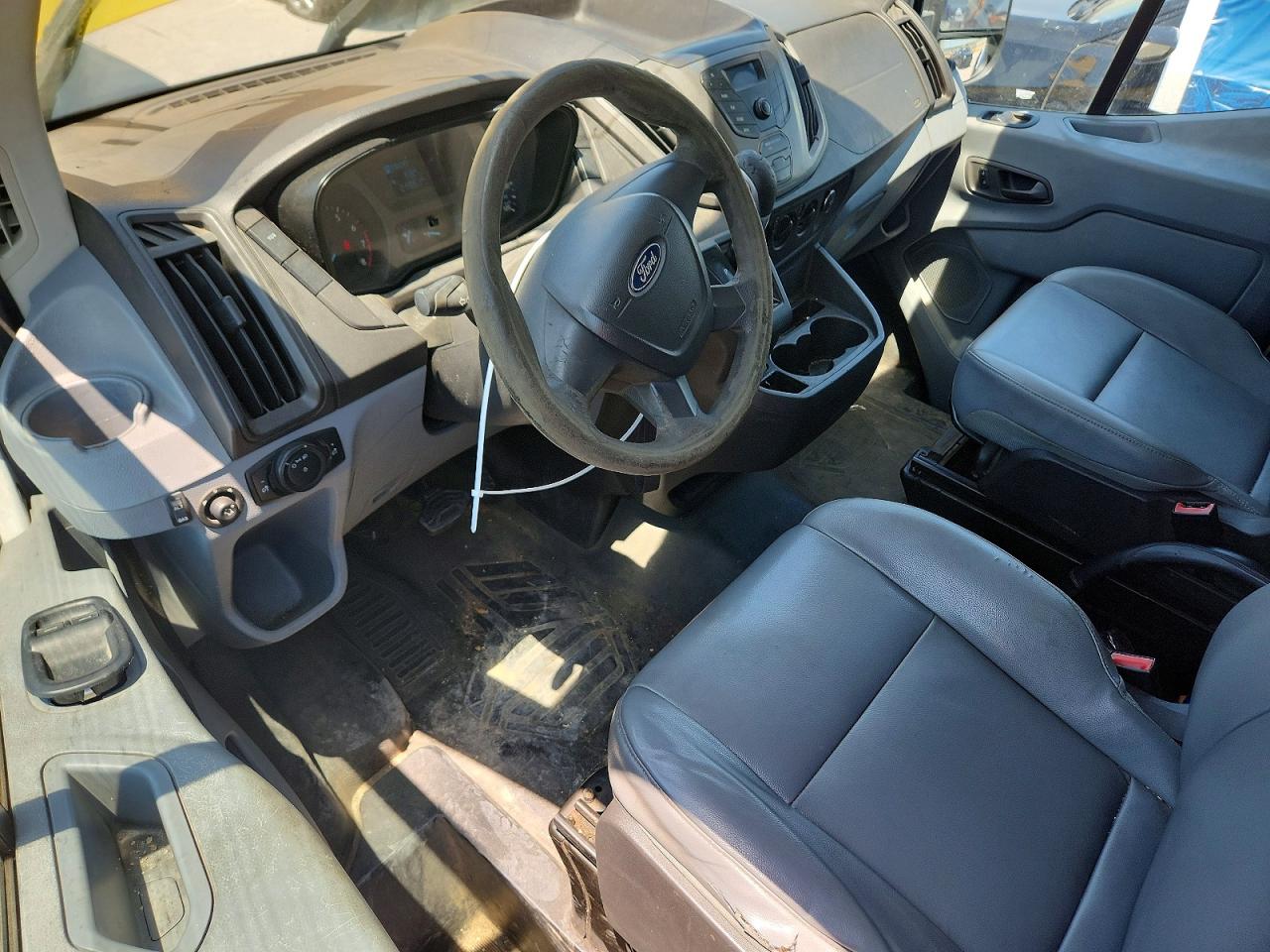 Ford Transit T-250