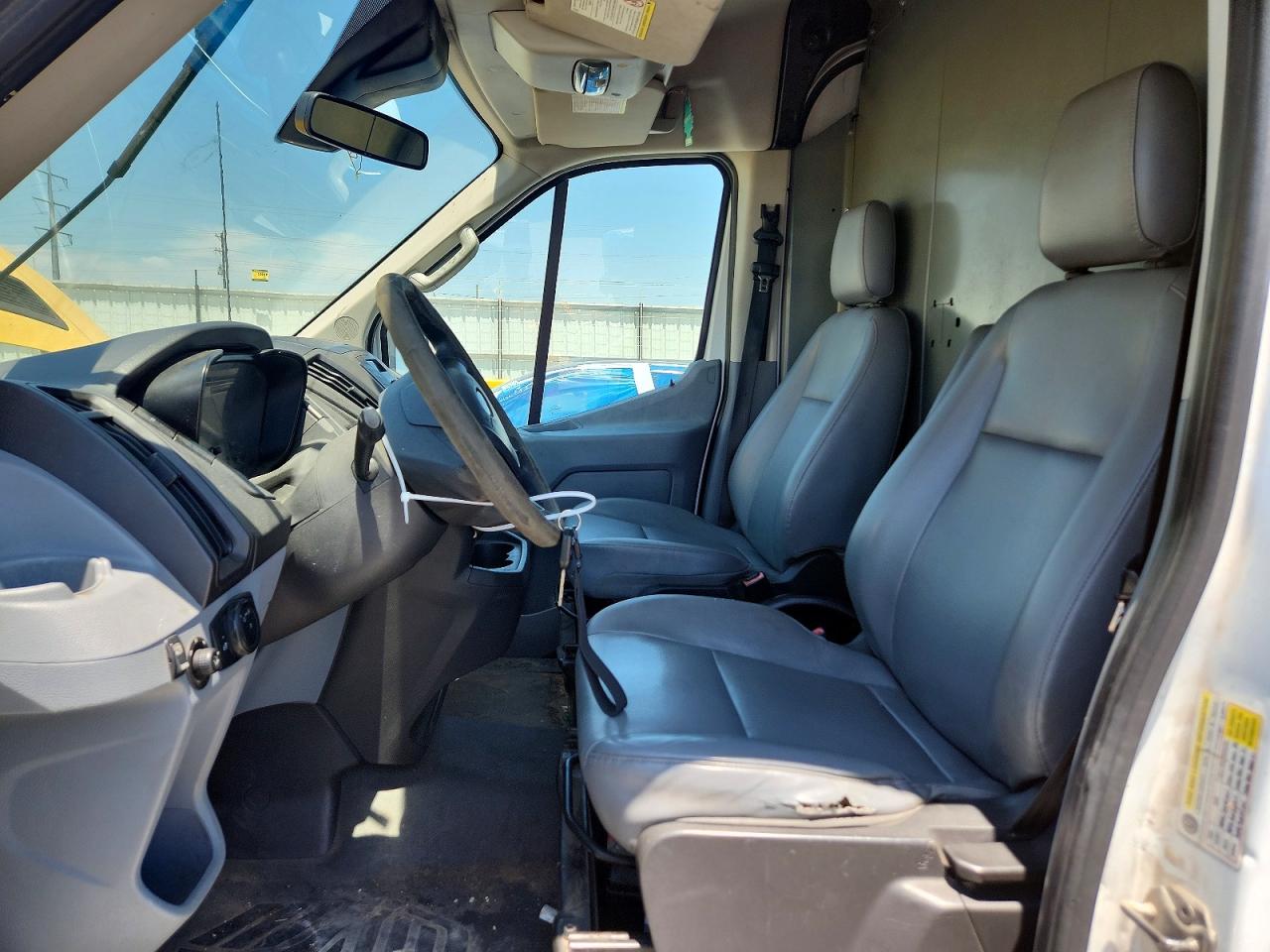 Ford Transit T-250