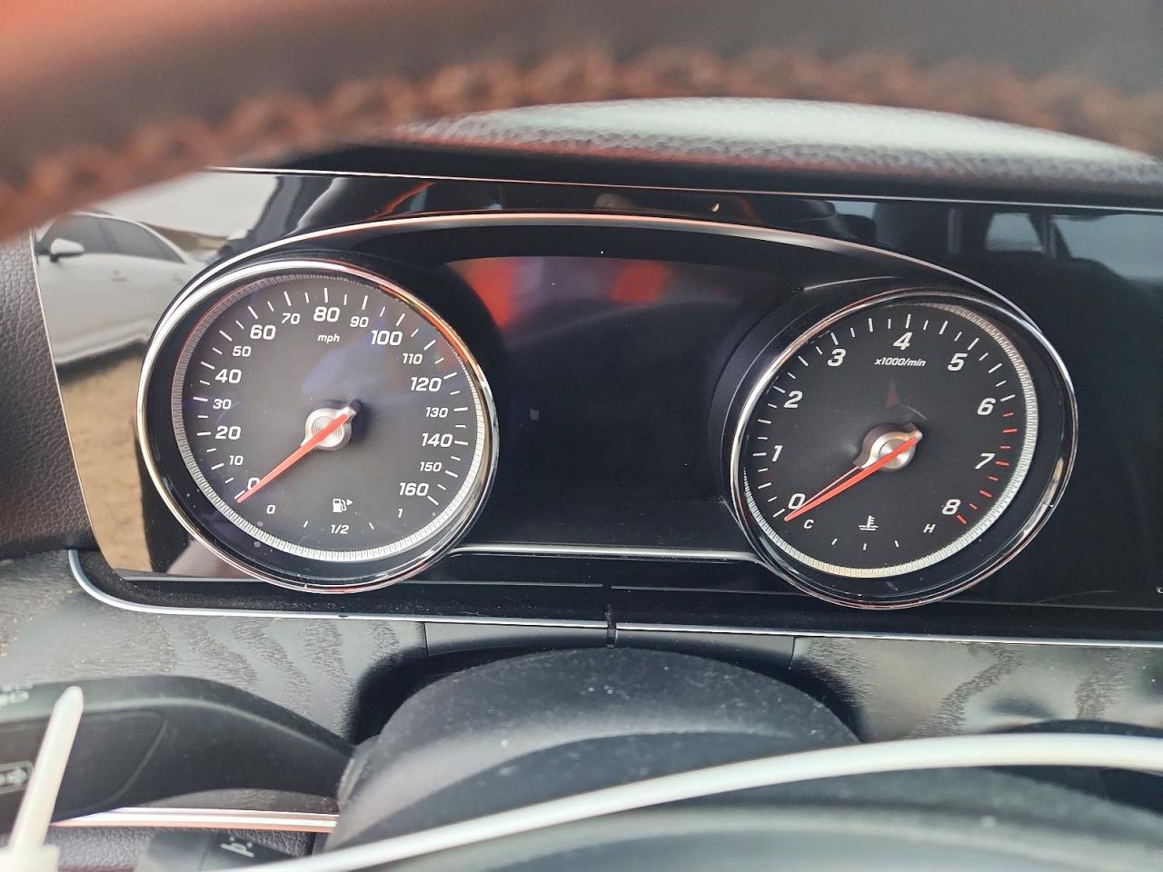 Mercedes-Benz E-Class 300
