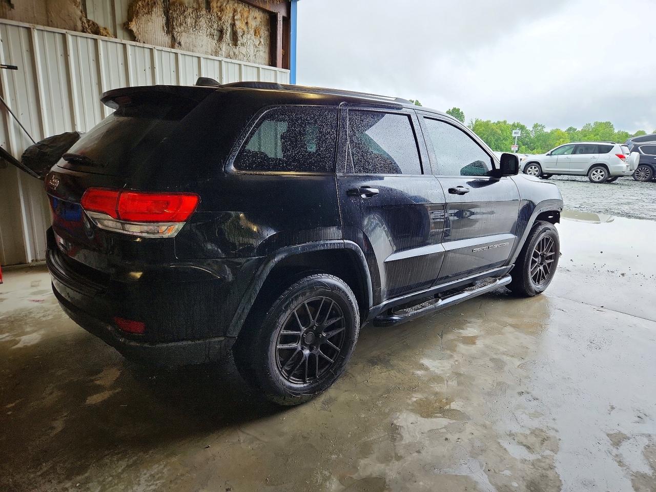 Jeep Cherokee Laredo