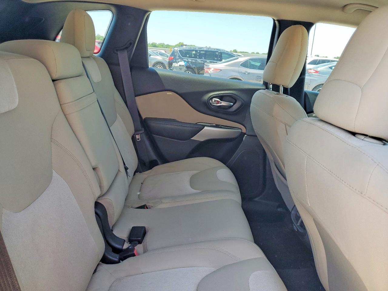 Jeep Grand Cherokee Sport