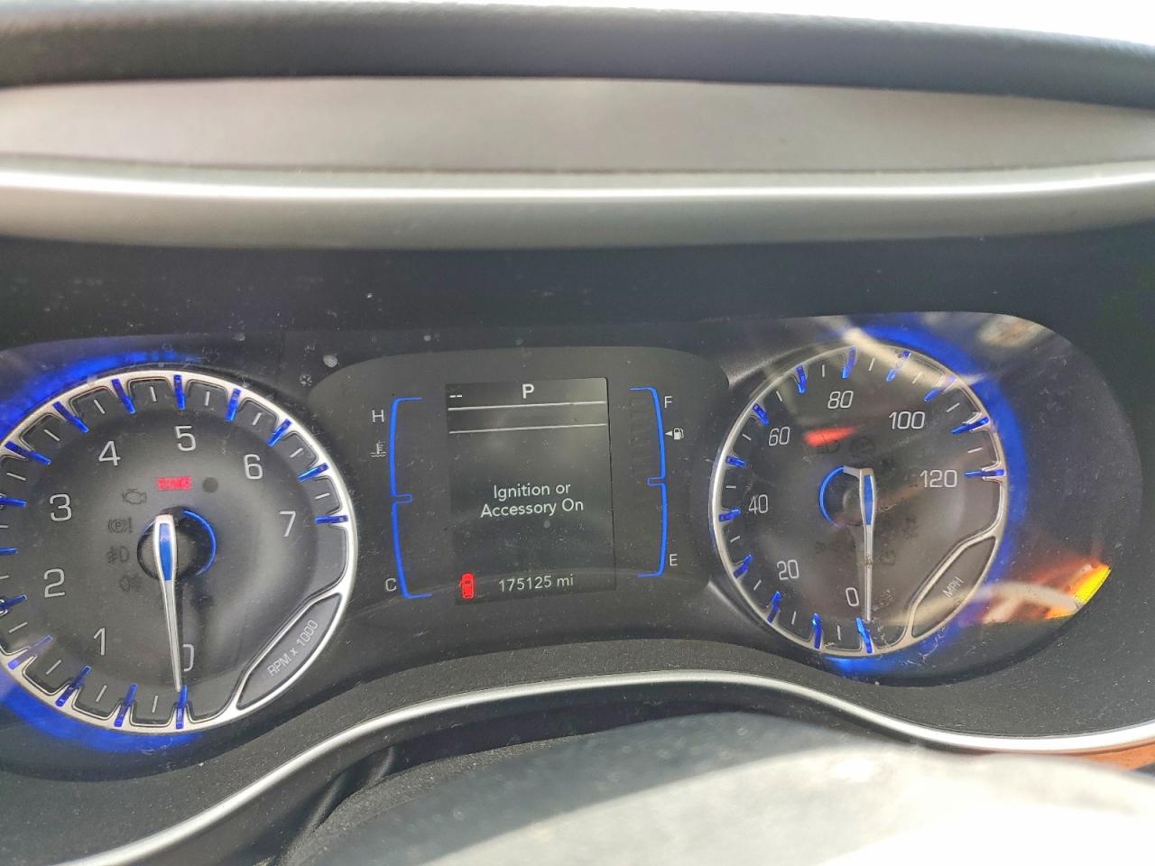 Chrysler Pacifica Touring L