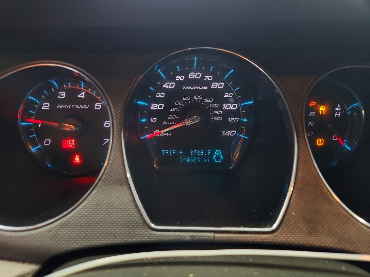 Ford Taurus Se