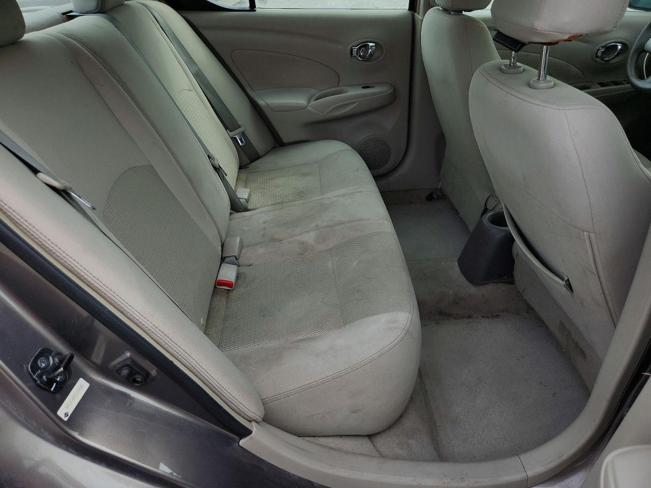 Nissan Versa 1.6 Sv