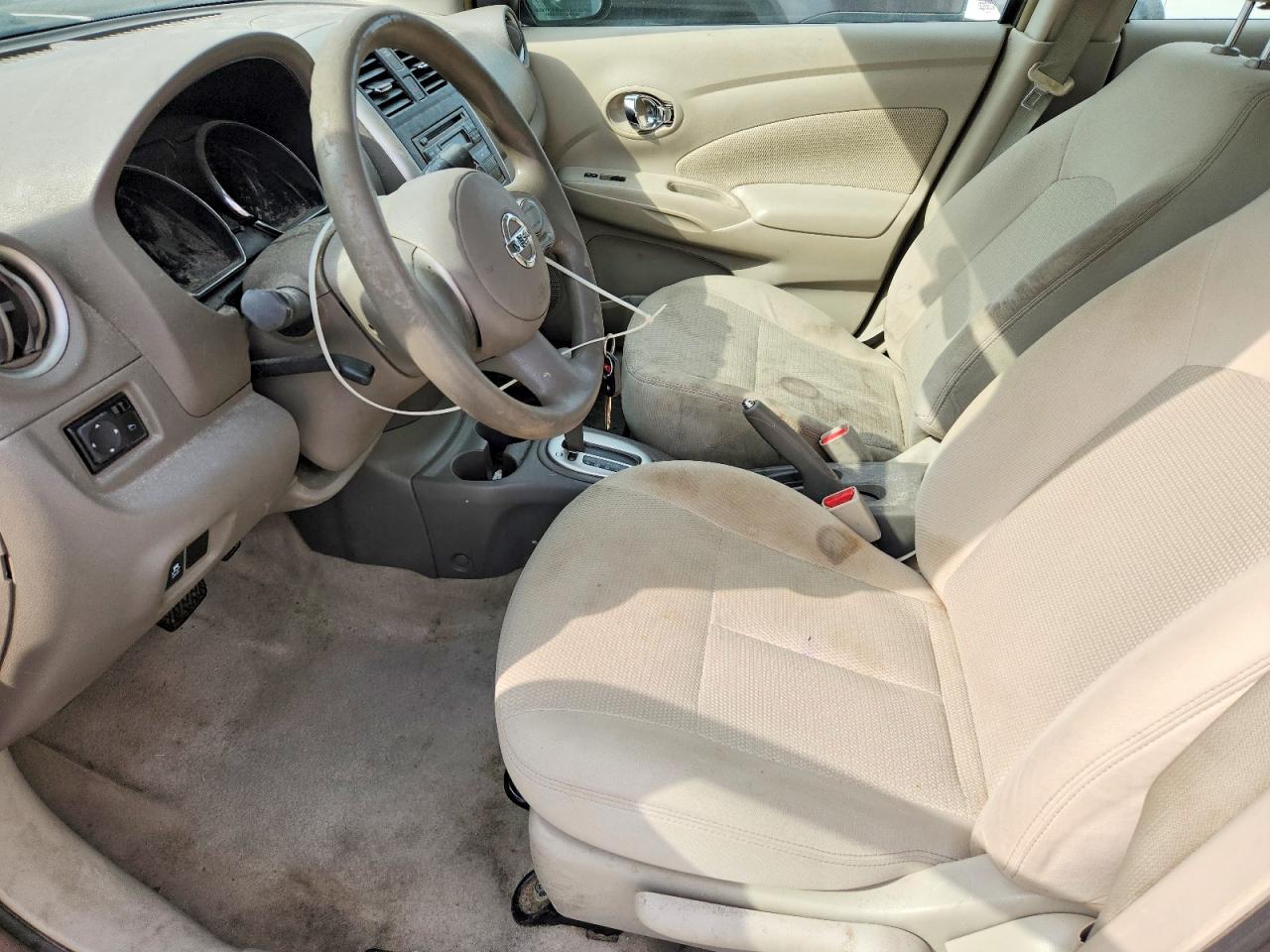Nissan Versa 1.6 Sv