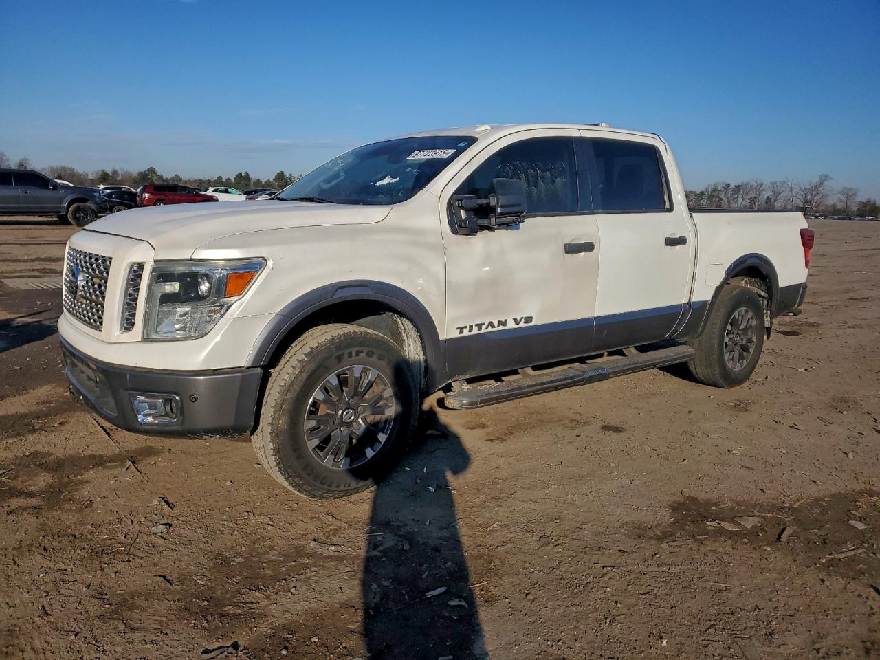 Salvage Nissan Titan Image