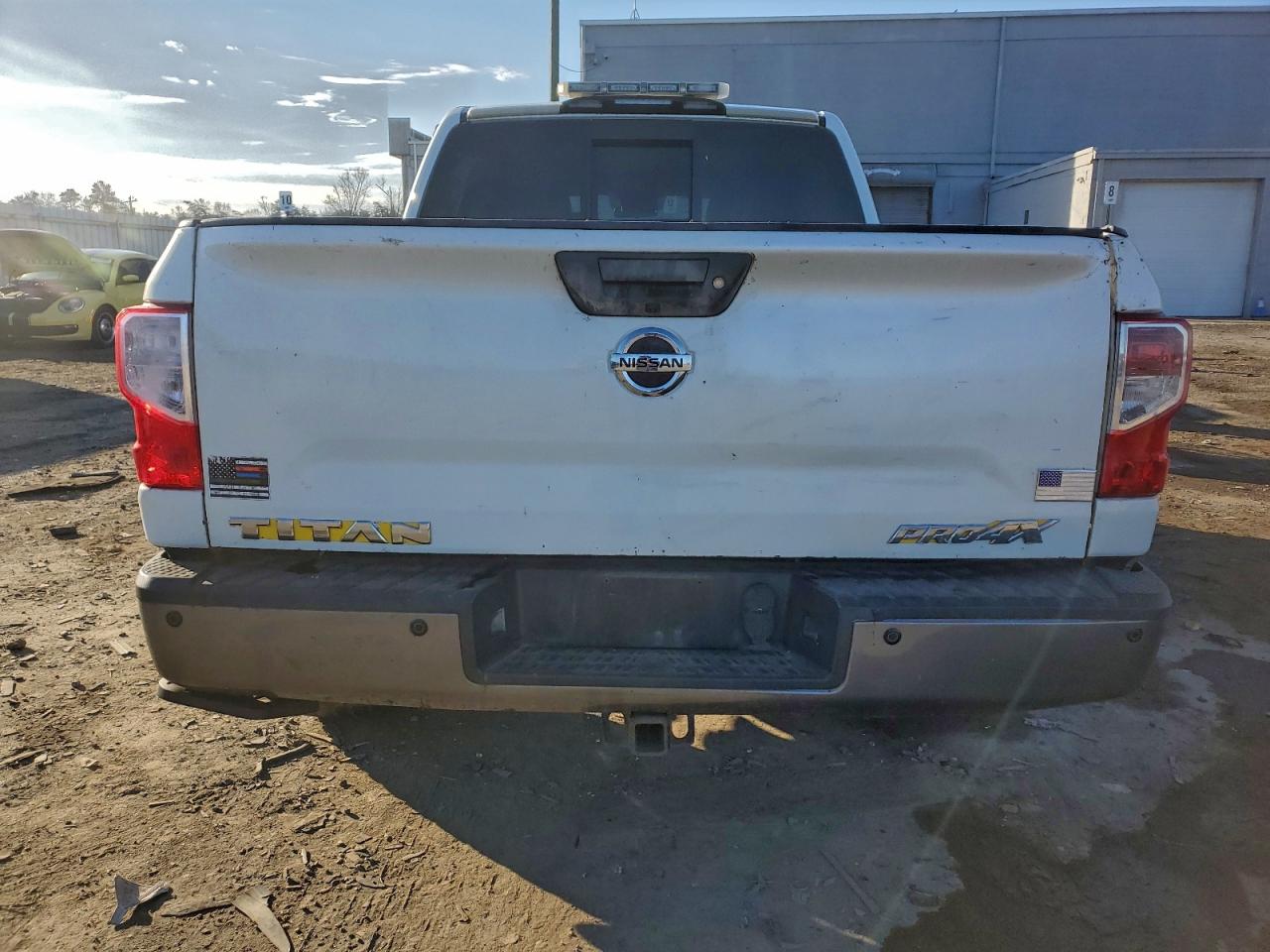 Nissan Titan Pro-4x