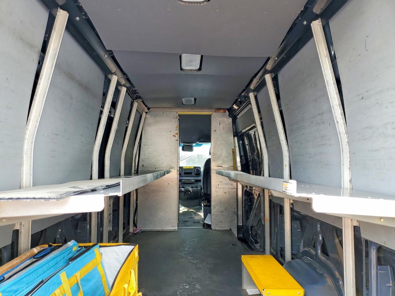 Mercedes-Benz Sprinter 2500