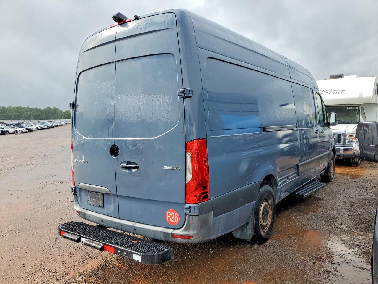 Mercedes-Benz Sprinter 2500